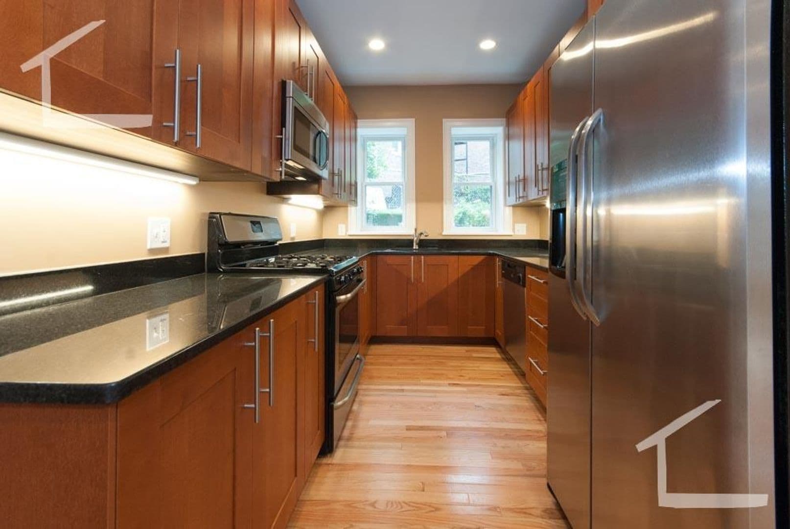 Brighton Apartment: 6 Lothian Rd.