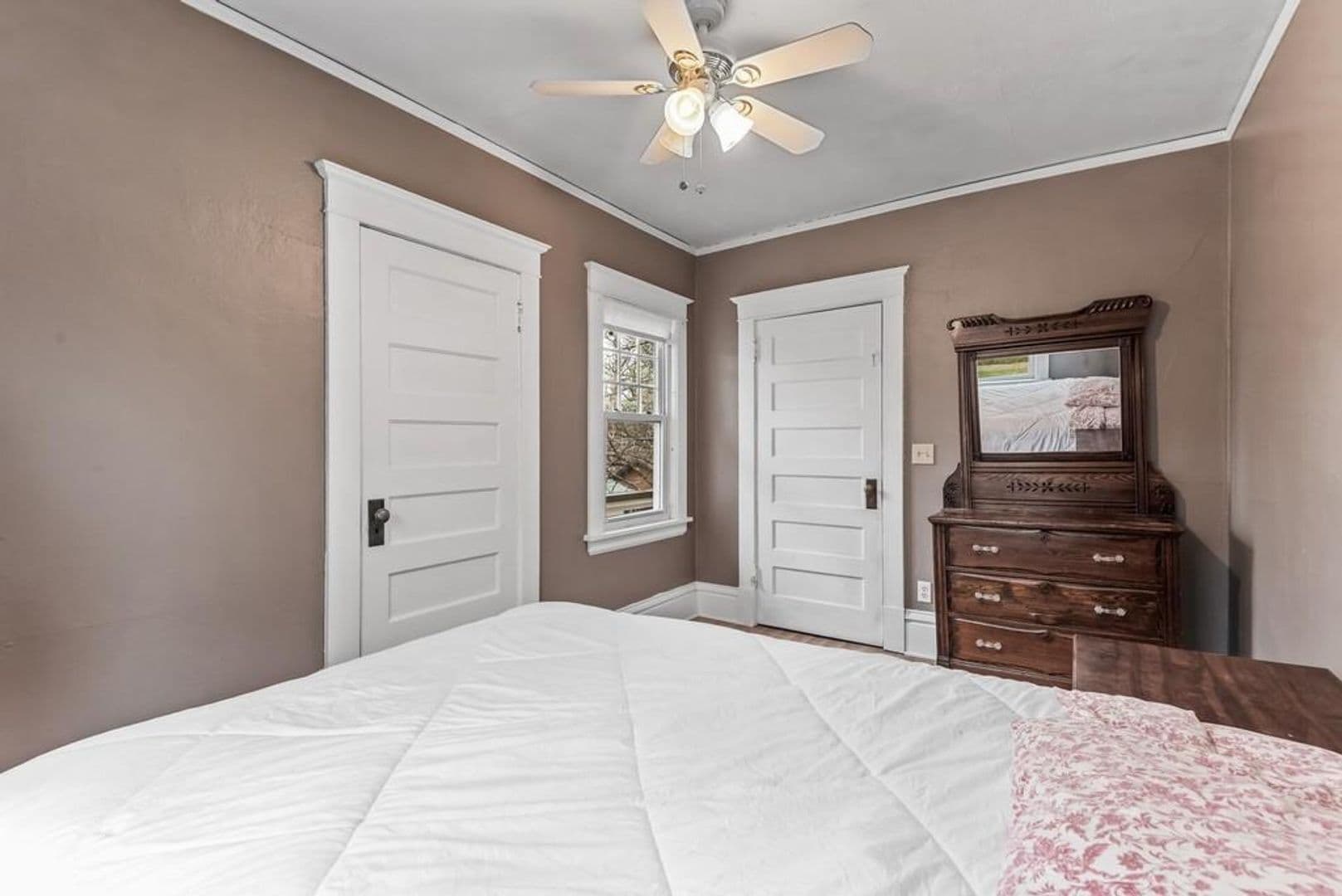 St. Paul House: 425 Wheeler St N