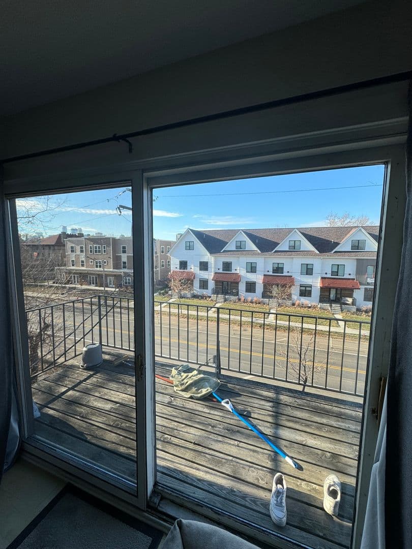 Minneapolis Apartment: 1004 7th St SE