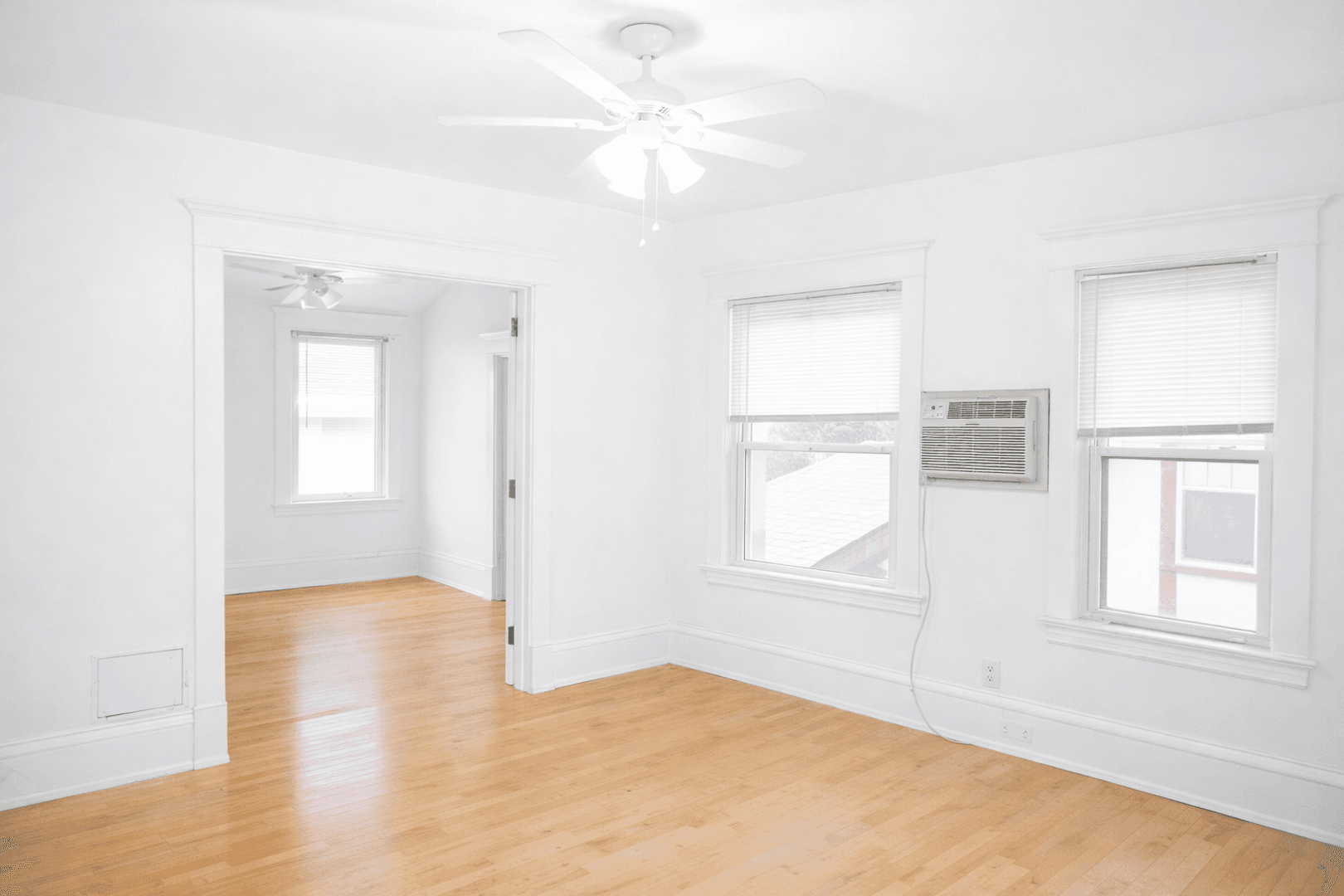 Minneapolis Apartment: 1075 24th Ave SE