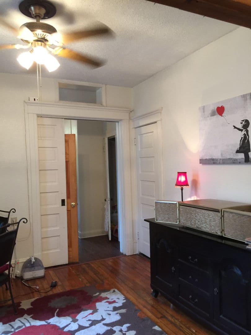 Minneapolis Apartment: 847 Summer St NE