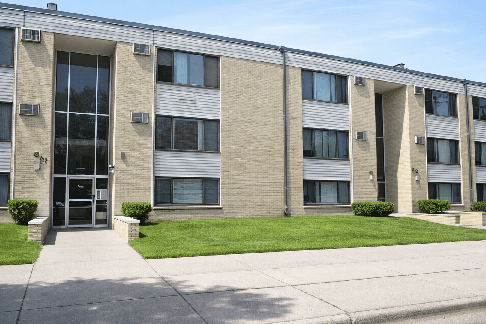 Minneapolis Apartment: 904-912 21st Ave S