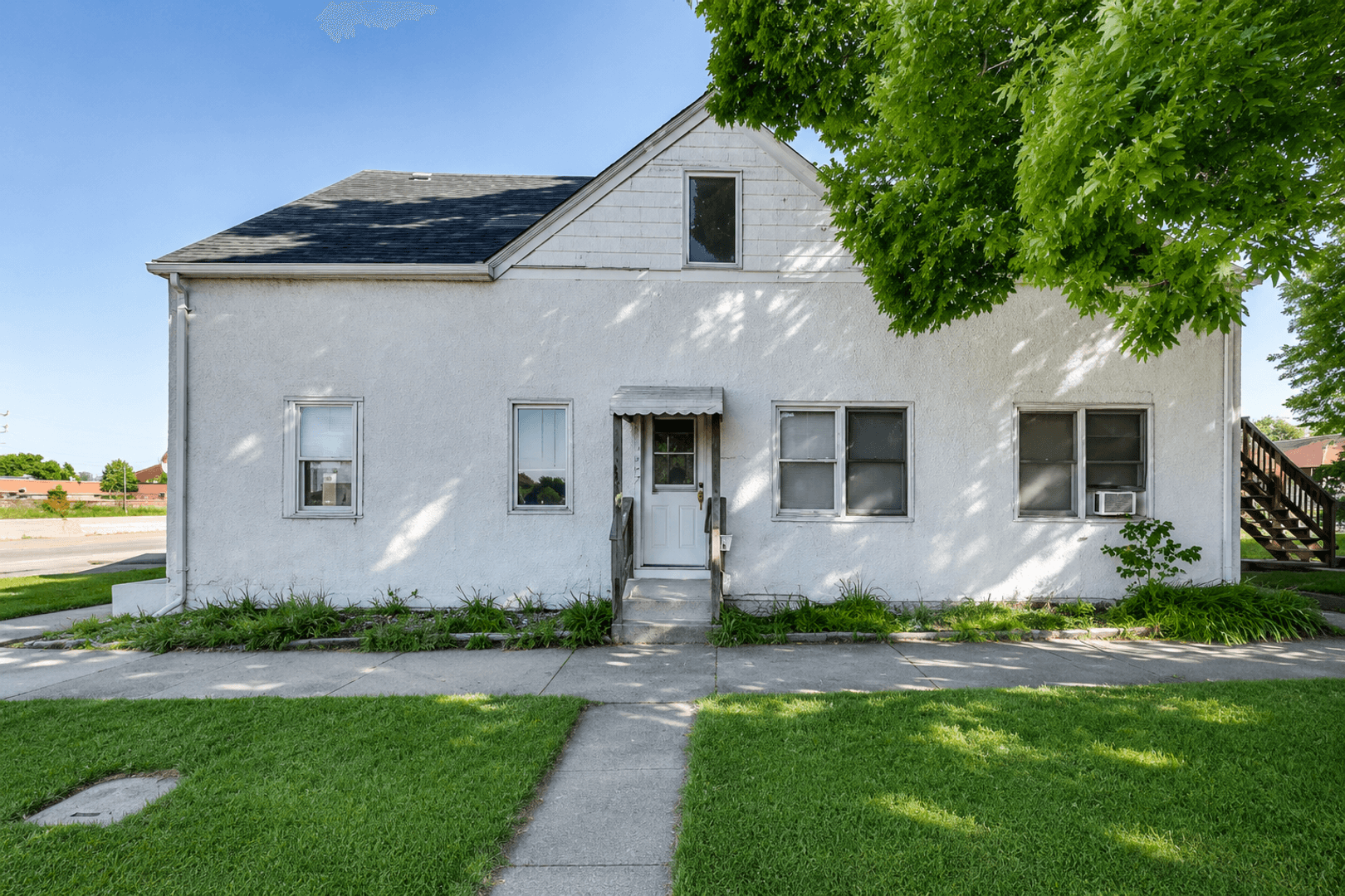 Minneapolis Apartment: 1062 11th Ave SE