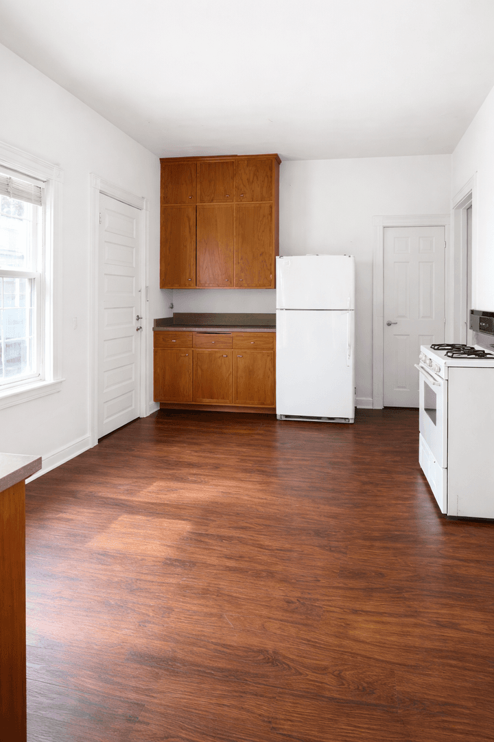 Minneapolis Apartment: 1025-27 12th Ave SE