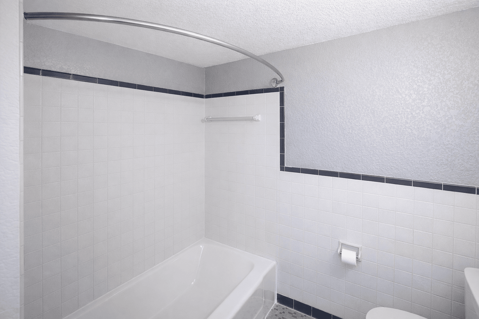 Minneapolis Apartment: 319 8th St SE