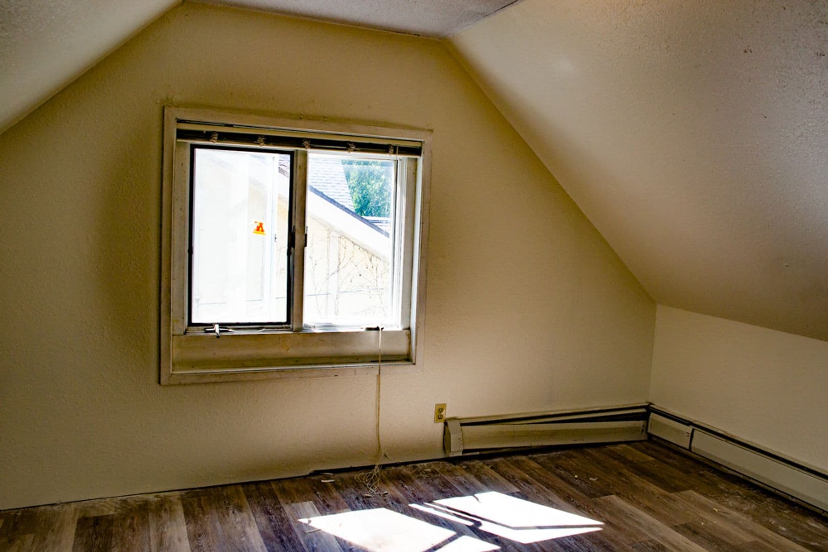 Minneapolis Apartment: 1080 24th Ave SE
