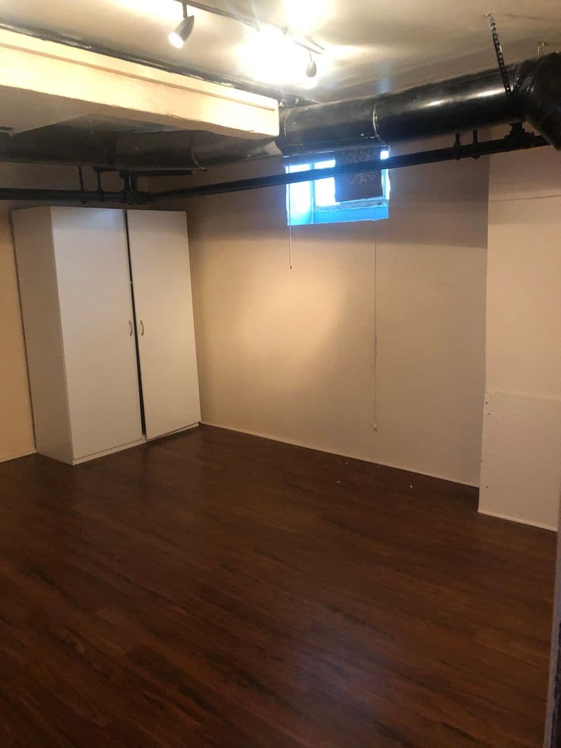 Minneapolis Apartment: 821 6th St SE