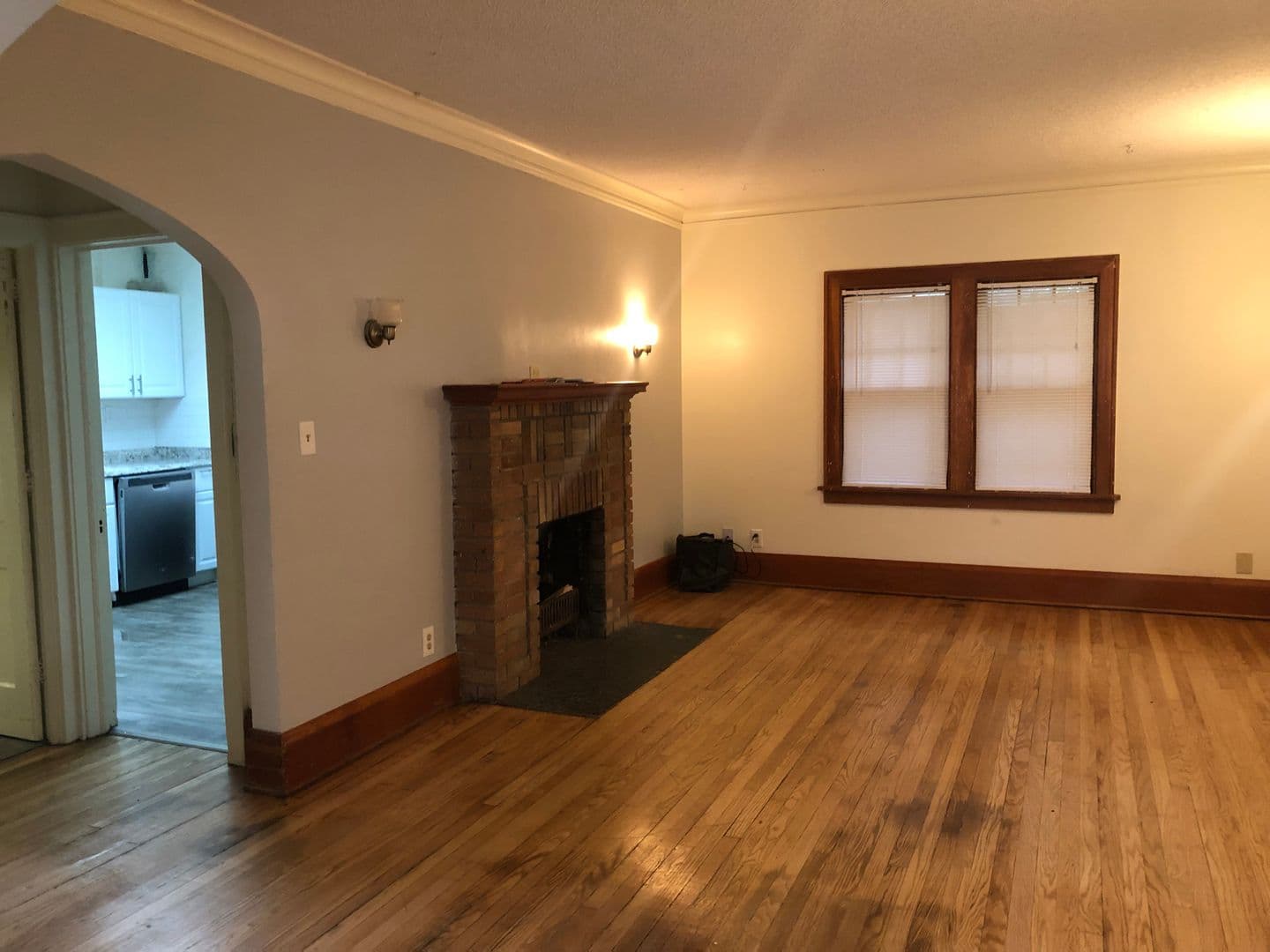 Minneapolis House: 1076 18th Ave SE