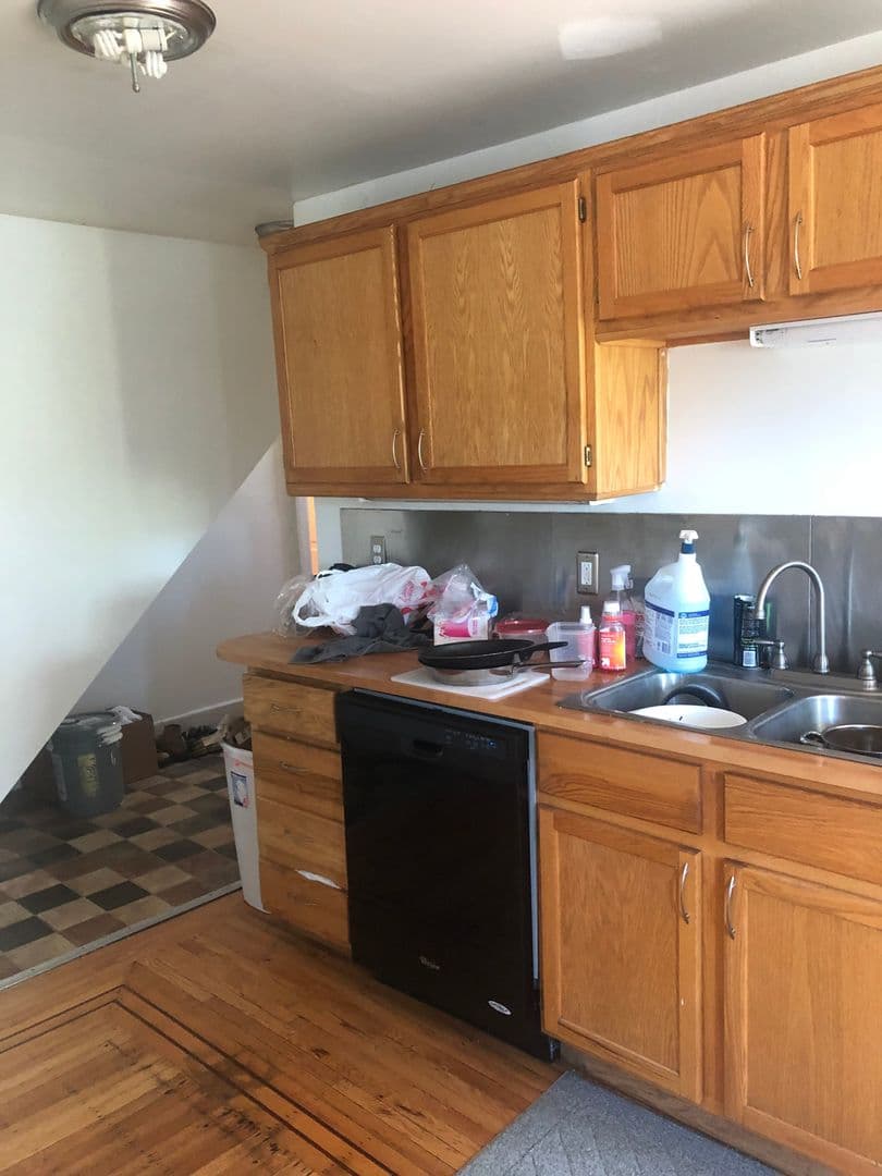 Minneapolis Apartment: 821 6th St SE