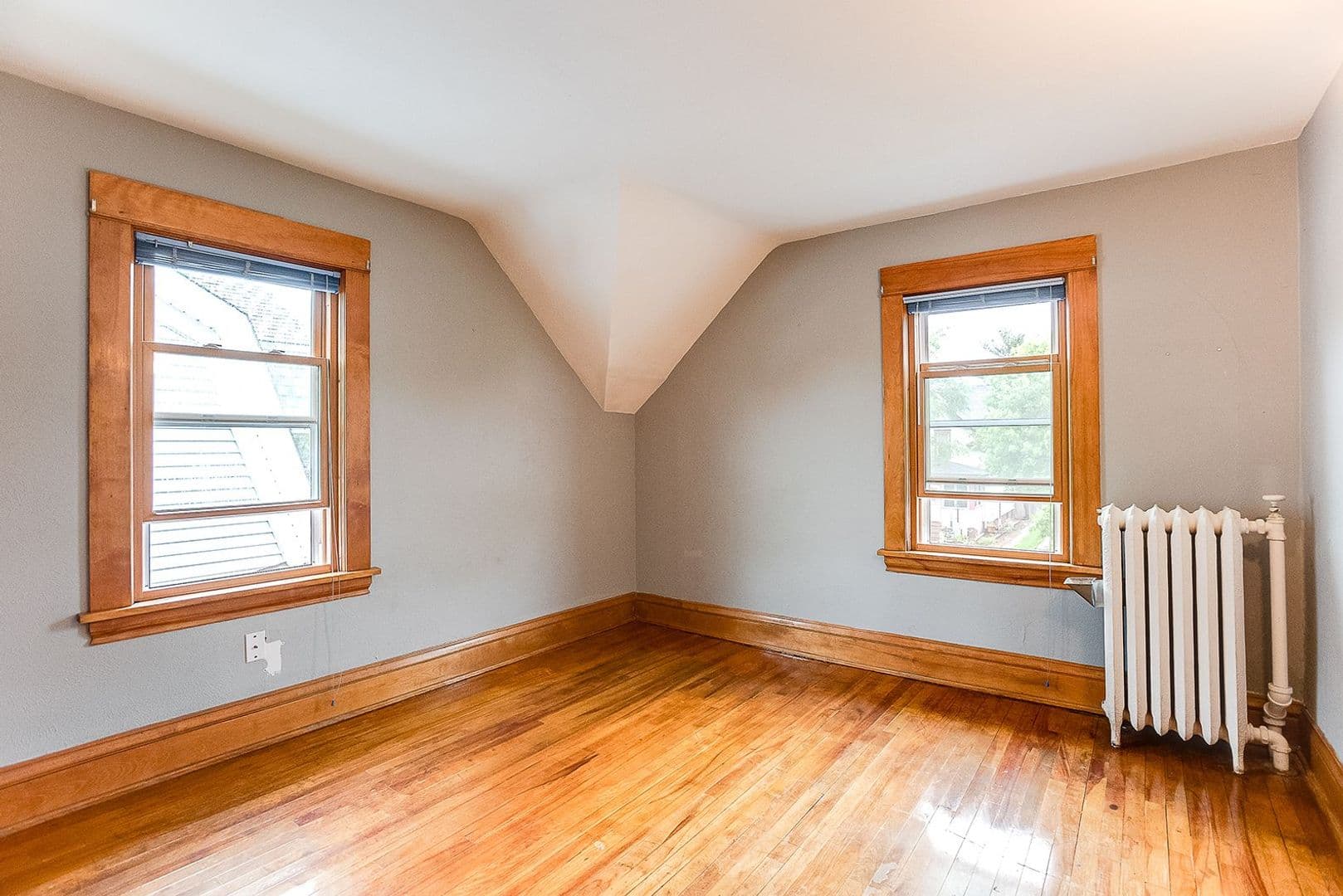 St. Paul House: 1303 Englewood Ave