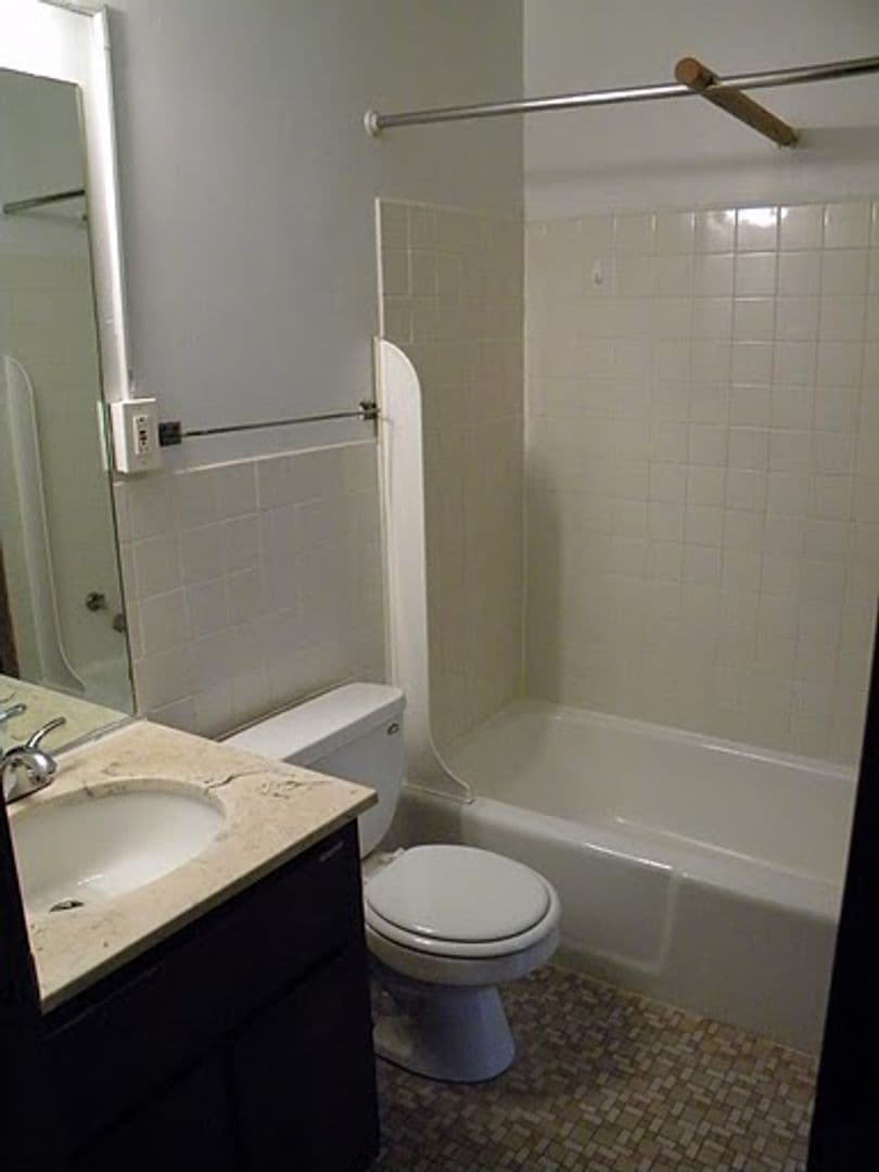 Minneapolis Apartment: 904-912 21st Ave S