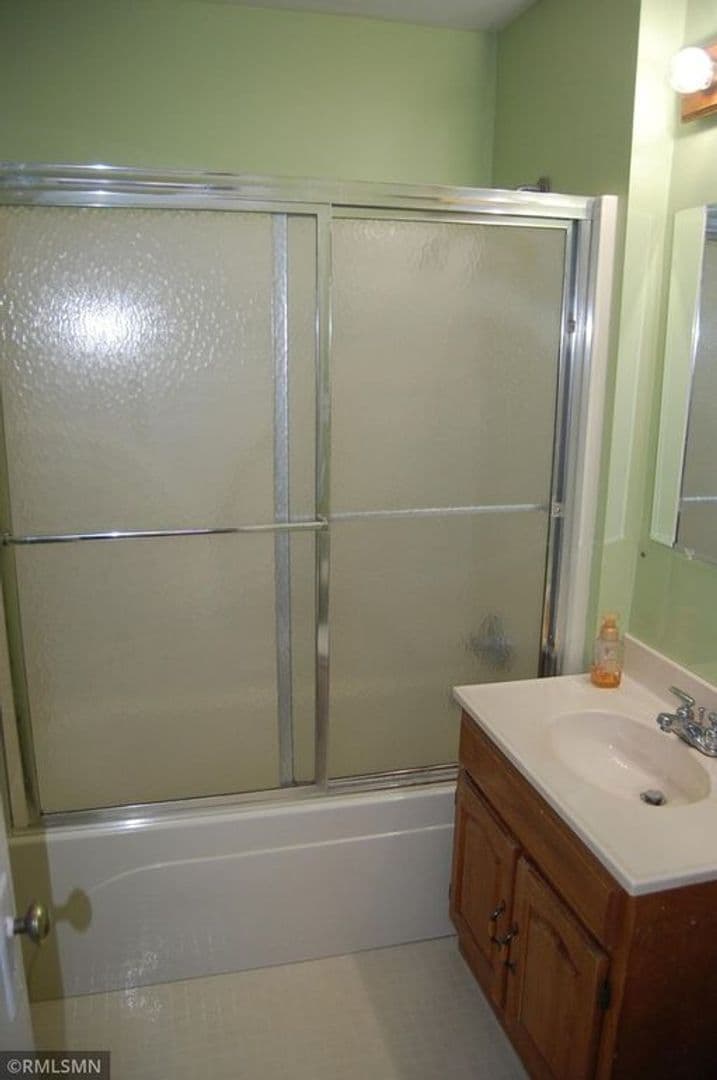 St. Paul House: 375 Snelling Ave S