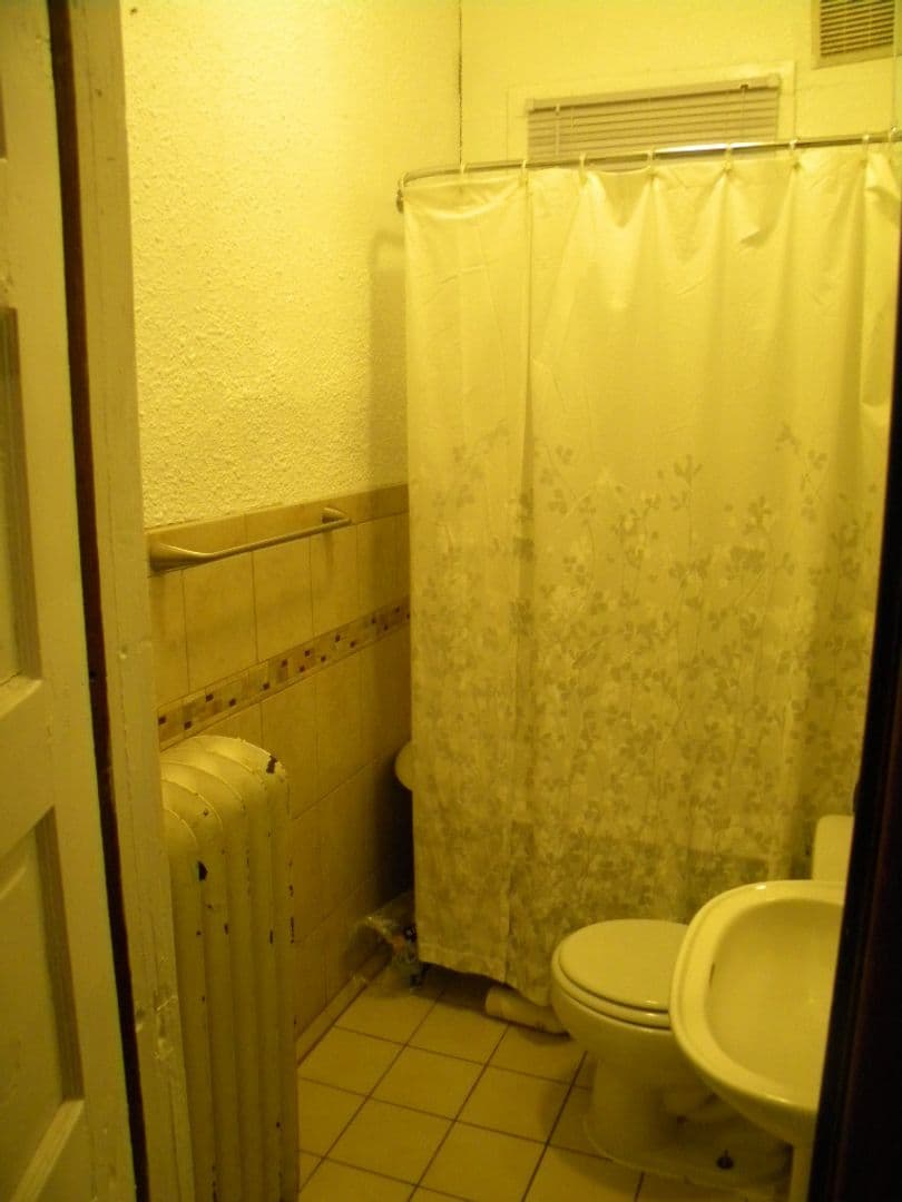 Minneapolis Apartment: 1099 15th Ave SE