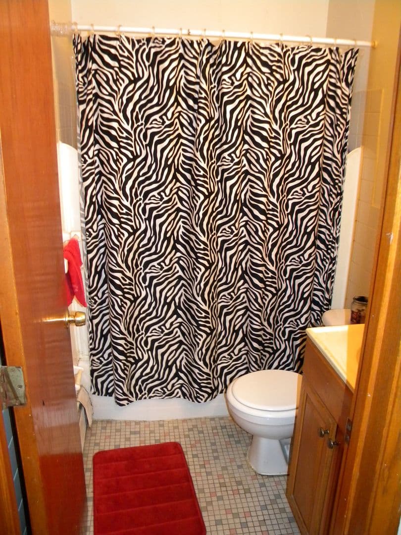Minneapolis Apartment: 720 6th Ave SE