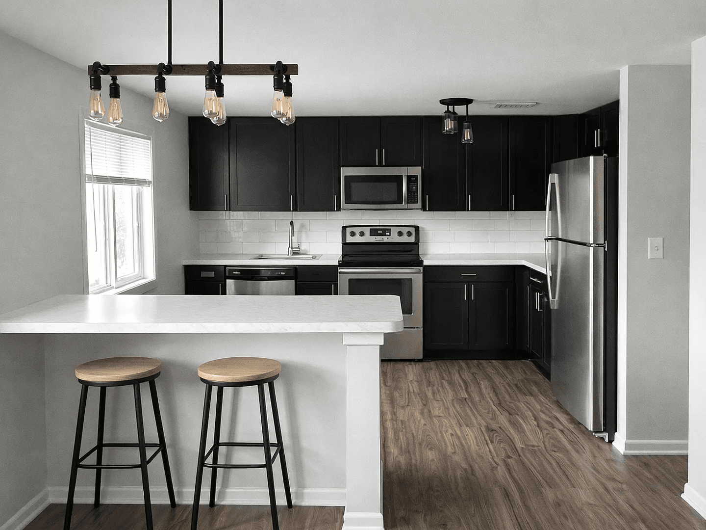 Minneapolis Apartment: 860 10th Ave SE