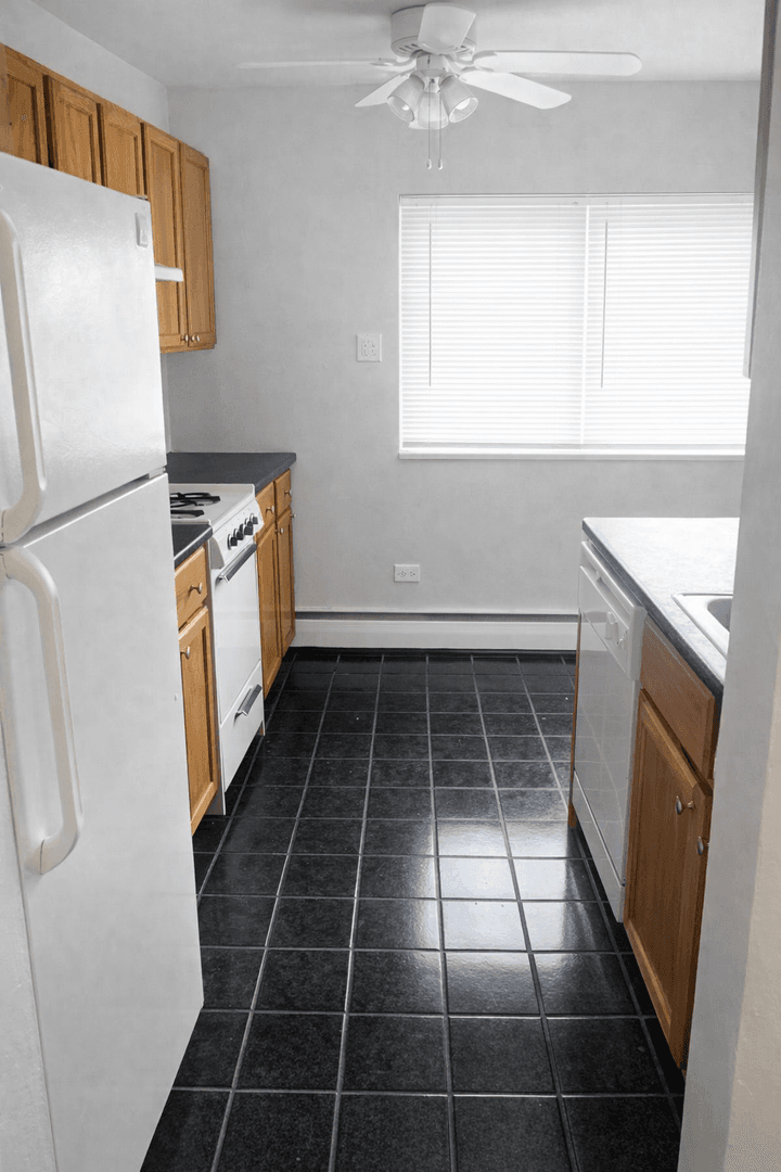 Minneapolis Apartment: 810 8th St SE