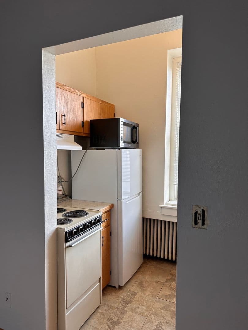 Minneapolis Apartment: 414 7th Ave SE