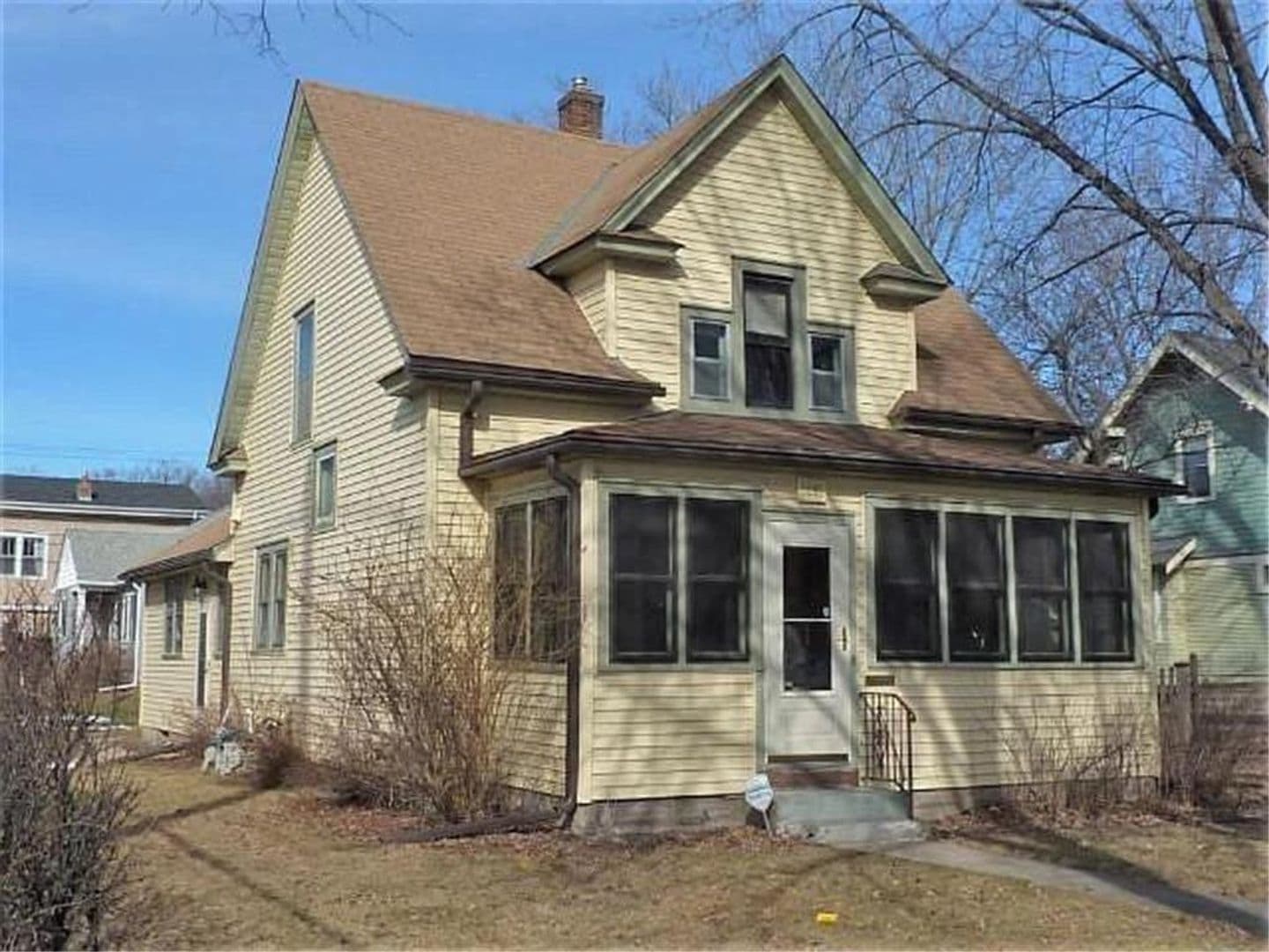 St. Paul House: 1697 Hubbard Ave