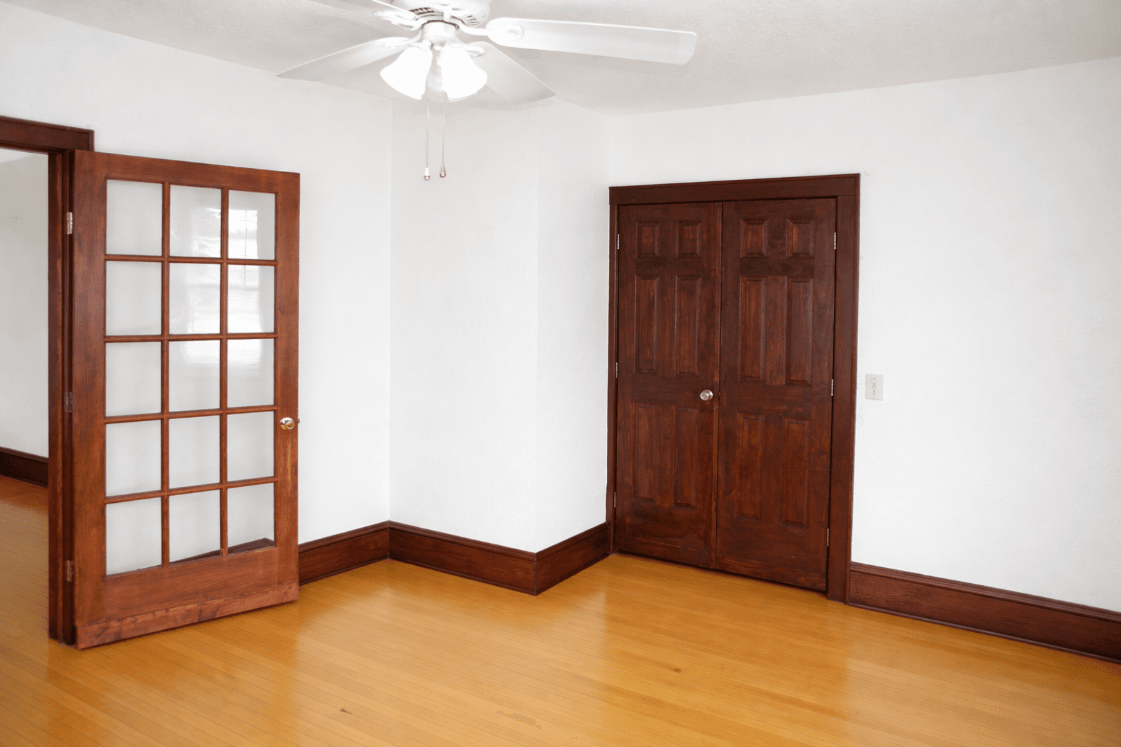 Minneapolis Apartment: 410 5th St NE