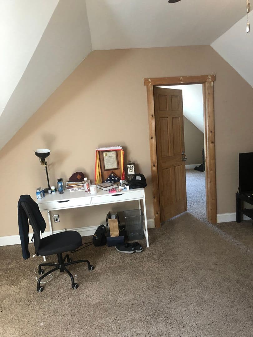 Minneapolis Apartment: 821 6th St SE