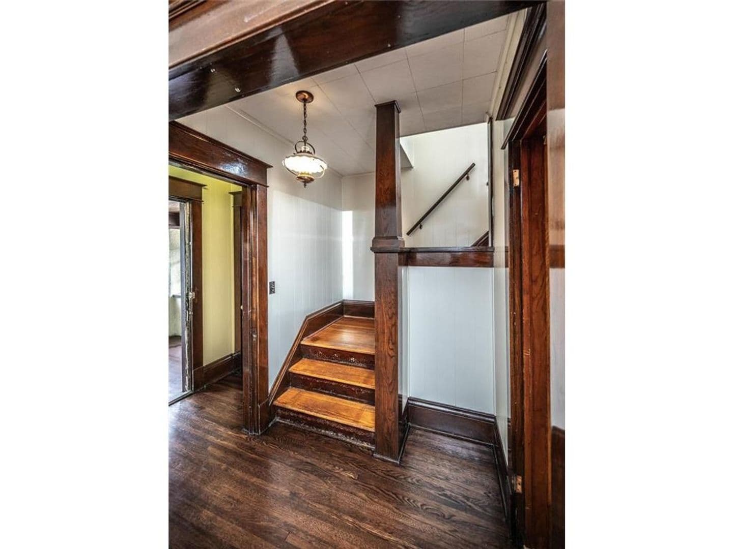 St. Paul House: 216 Cretin Ave N