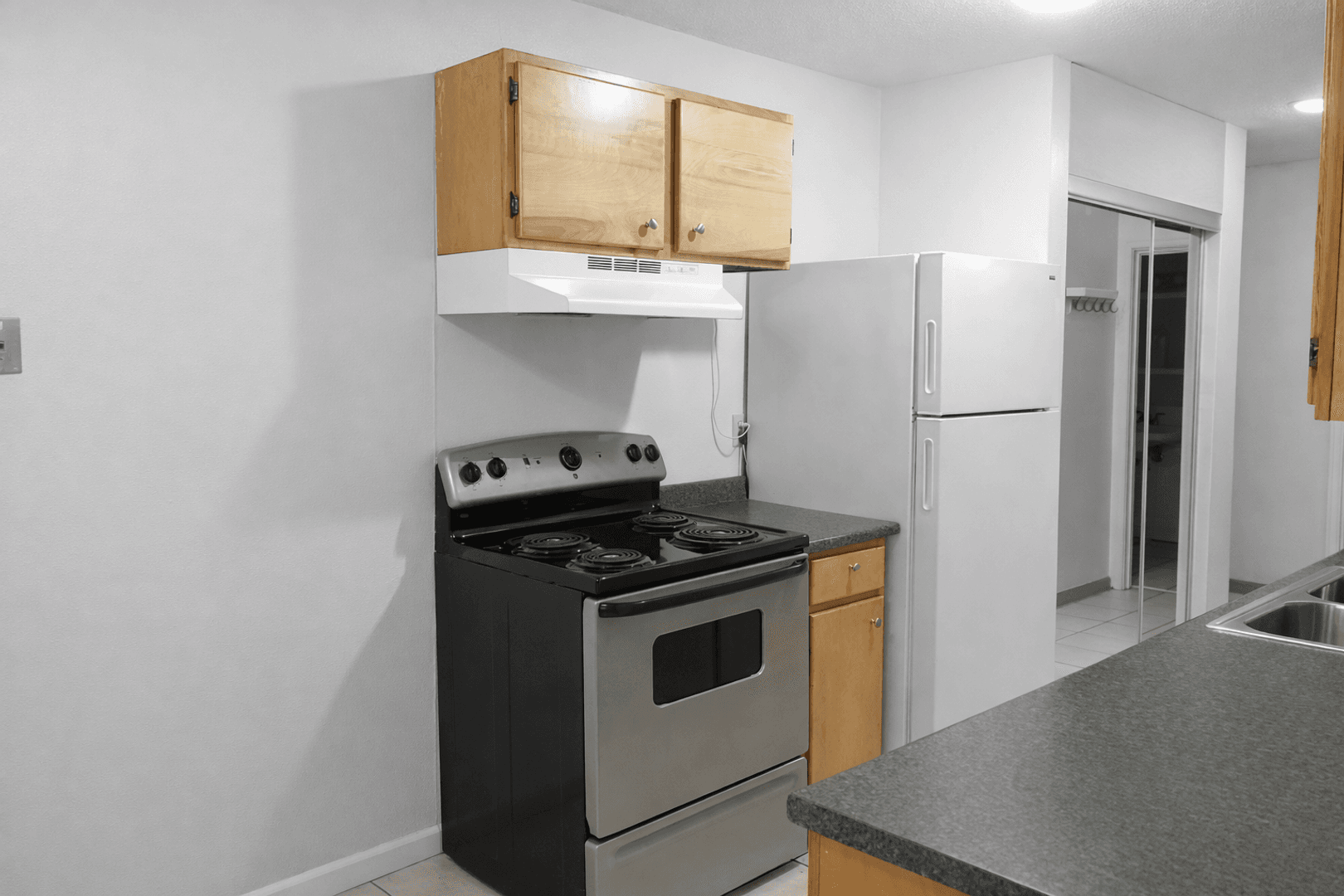 Minneapolis Apartment: 414 7th Ave SE