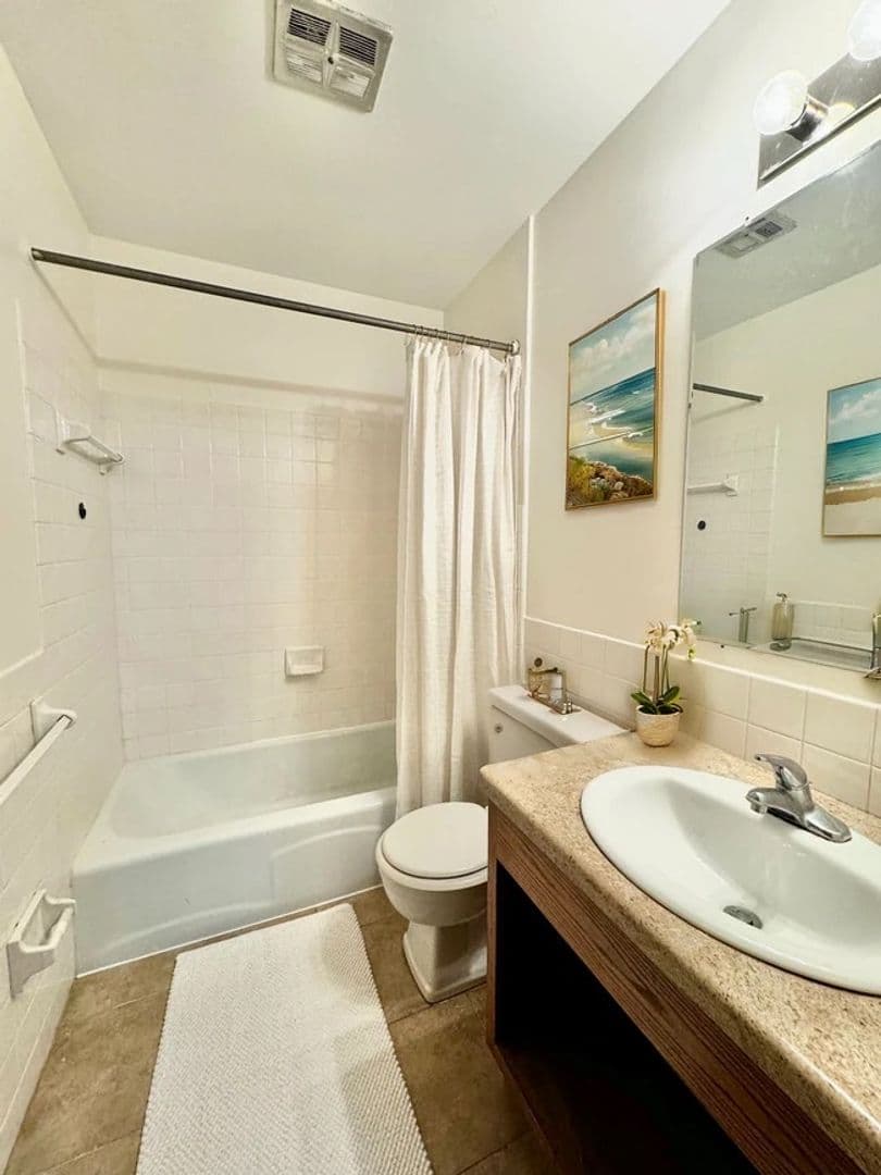 Minneapolis Apartment: 1117 7th St SE