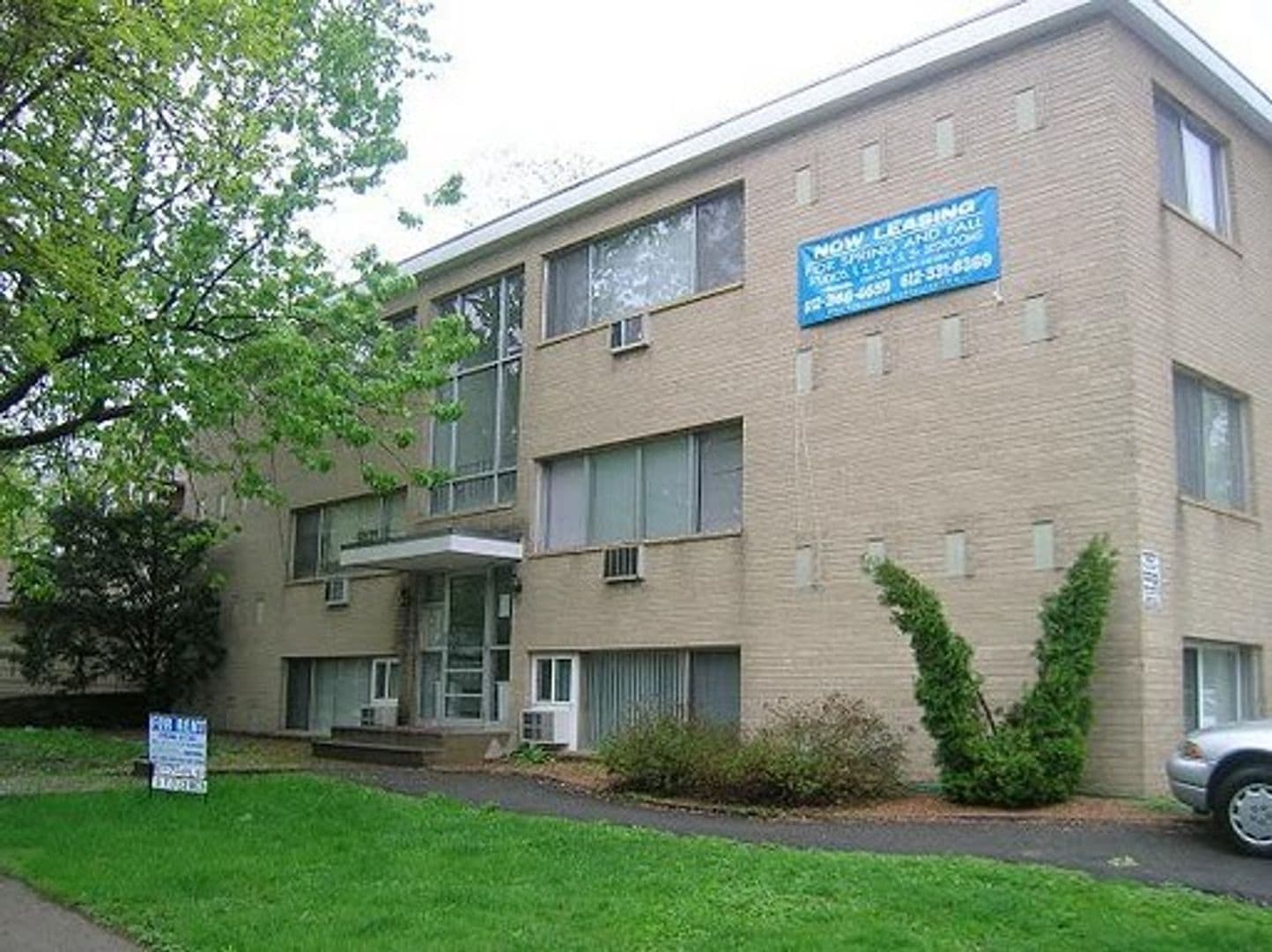 Minneapolis Apartment: 720 6th Ave SE
