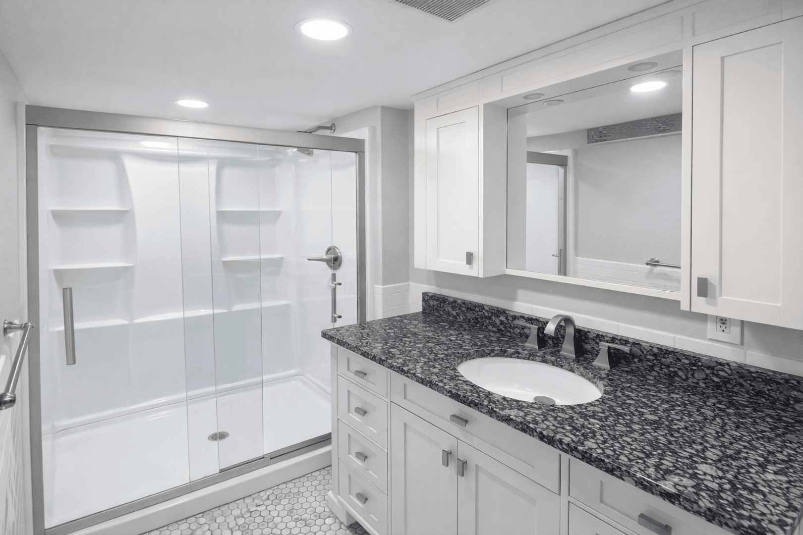 Minneapolis House: 809 13th Ave SE
