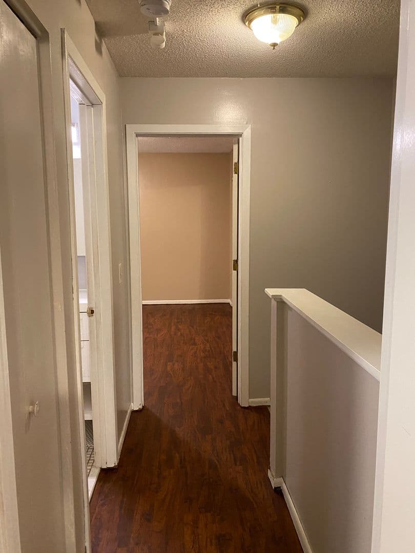 Minneapolis House: 425 8th Ave SE