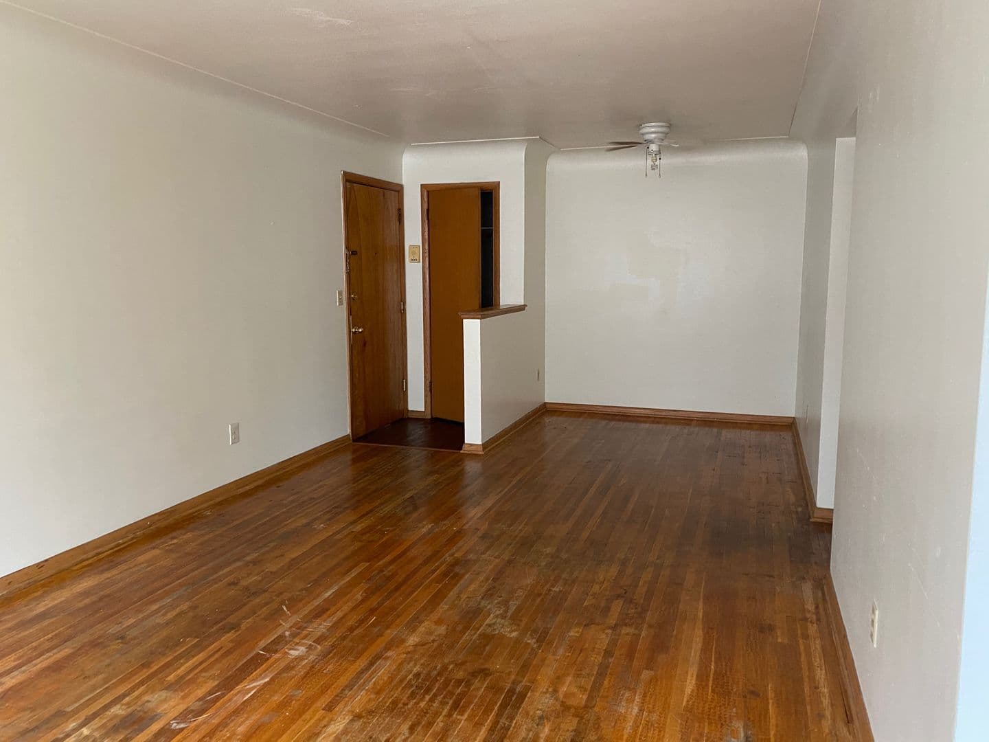 Minneapolis Apartment: 1823 Ulysses St NE