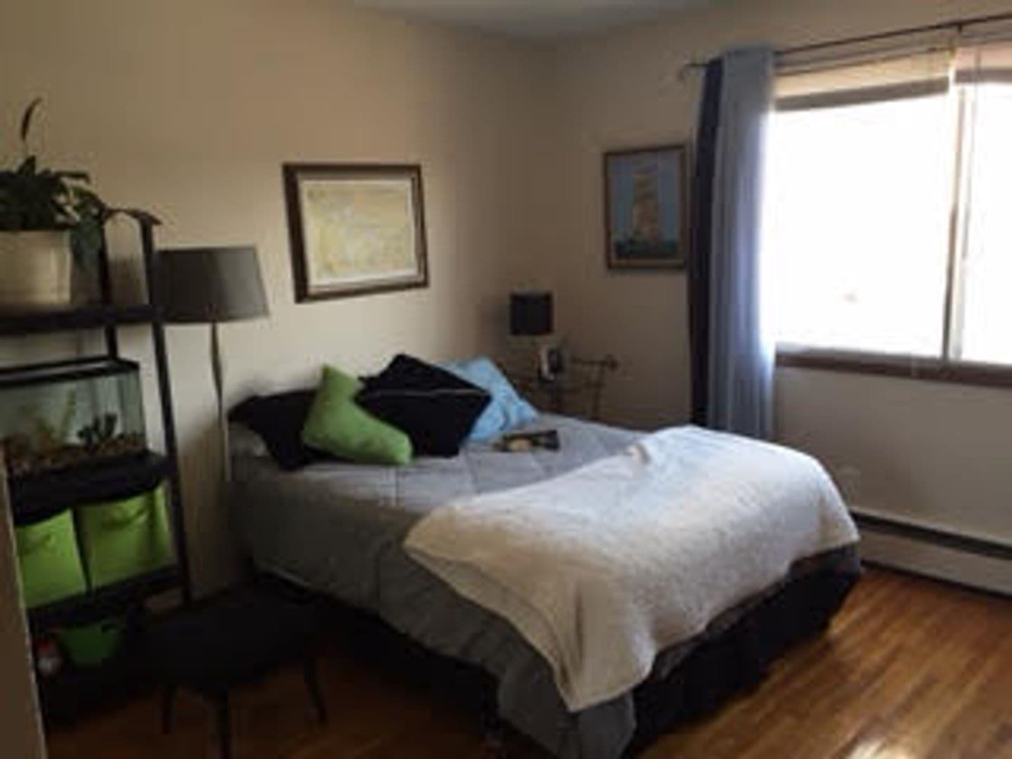 Minneapolis Apartment: 815 13th Ave SE