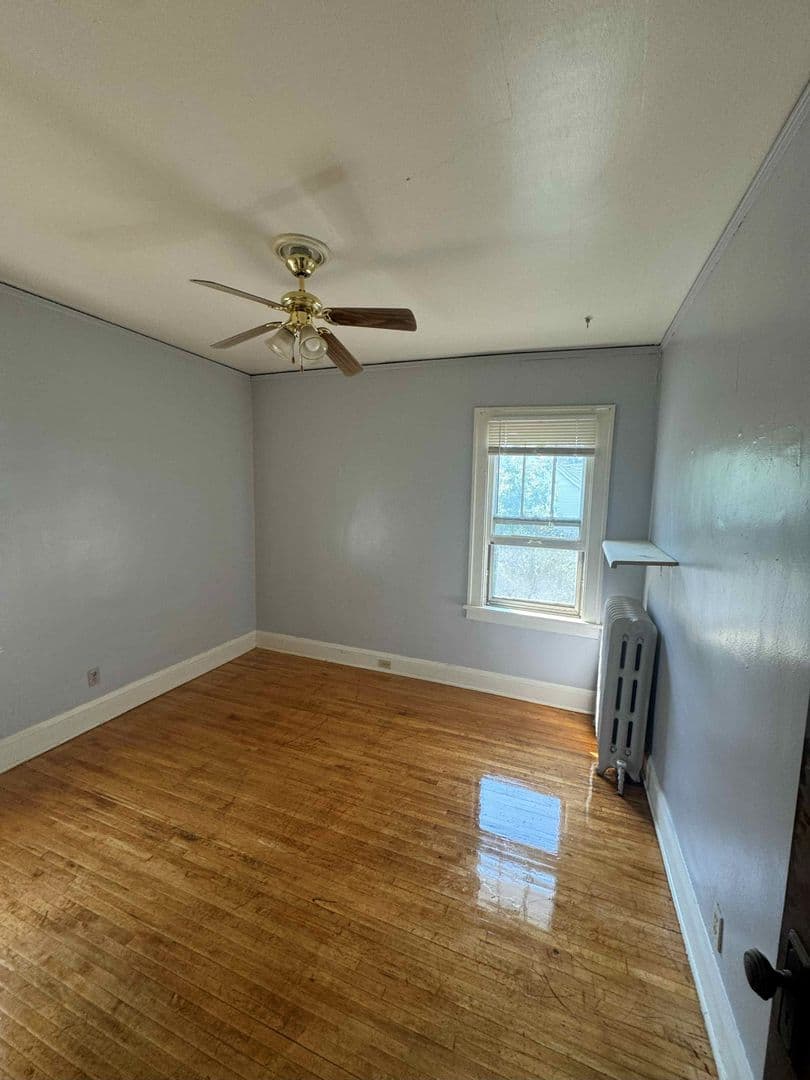 Minneapolis Apartment: 806-08 5th St SE