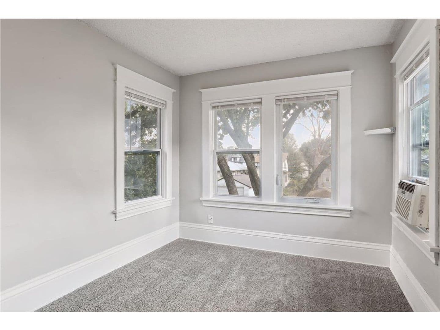 St. Paul House: 1642 Marshall Ave