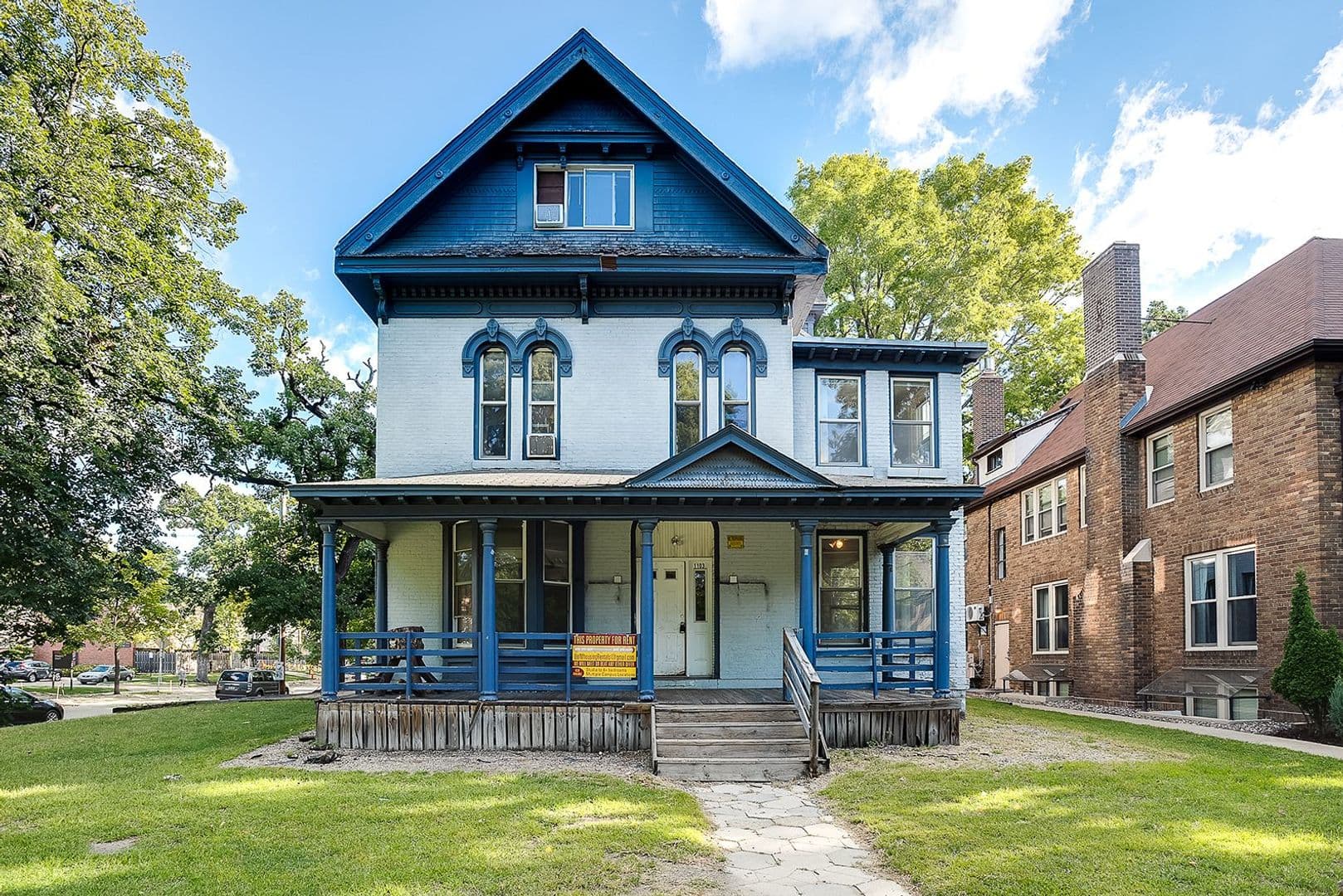 Minneapolis Apartment: 1103 5th St SE