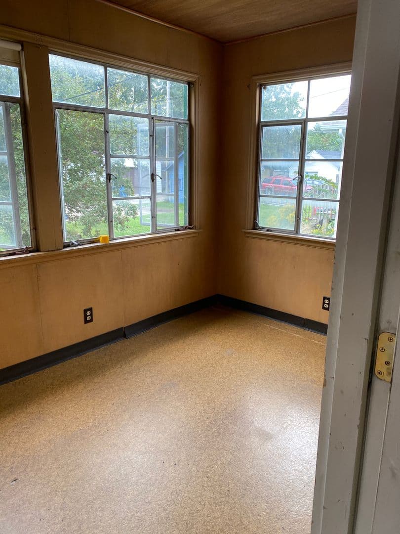 Minneapolis House: 1108 23rd Ave SE