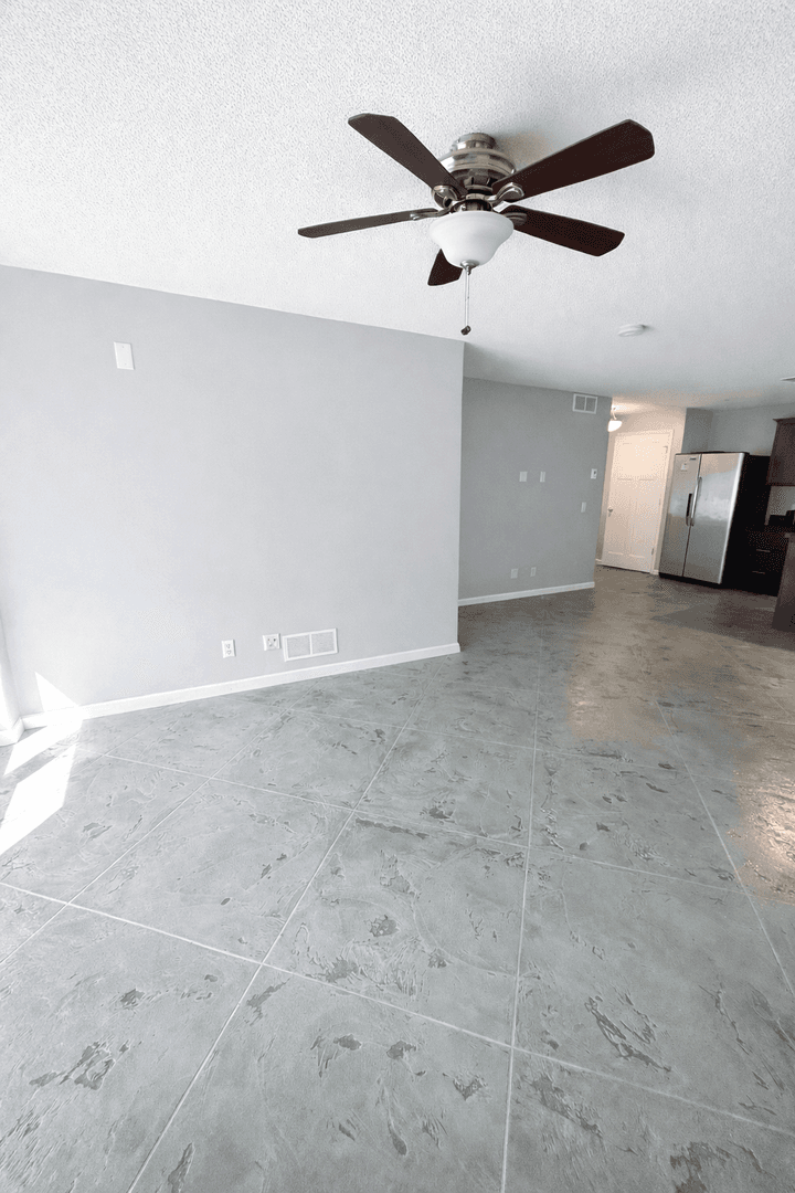 Minneapolis Apartment: 633 Ontario St SE