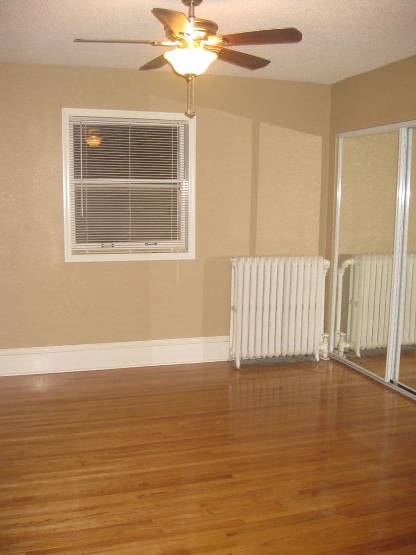 Minneapolis Apartment: 628-30 11th Ave SE