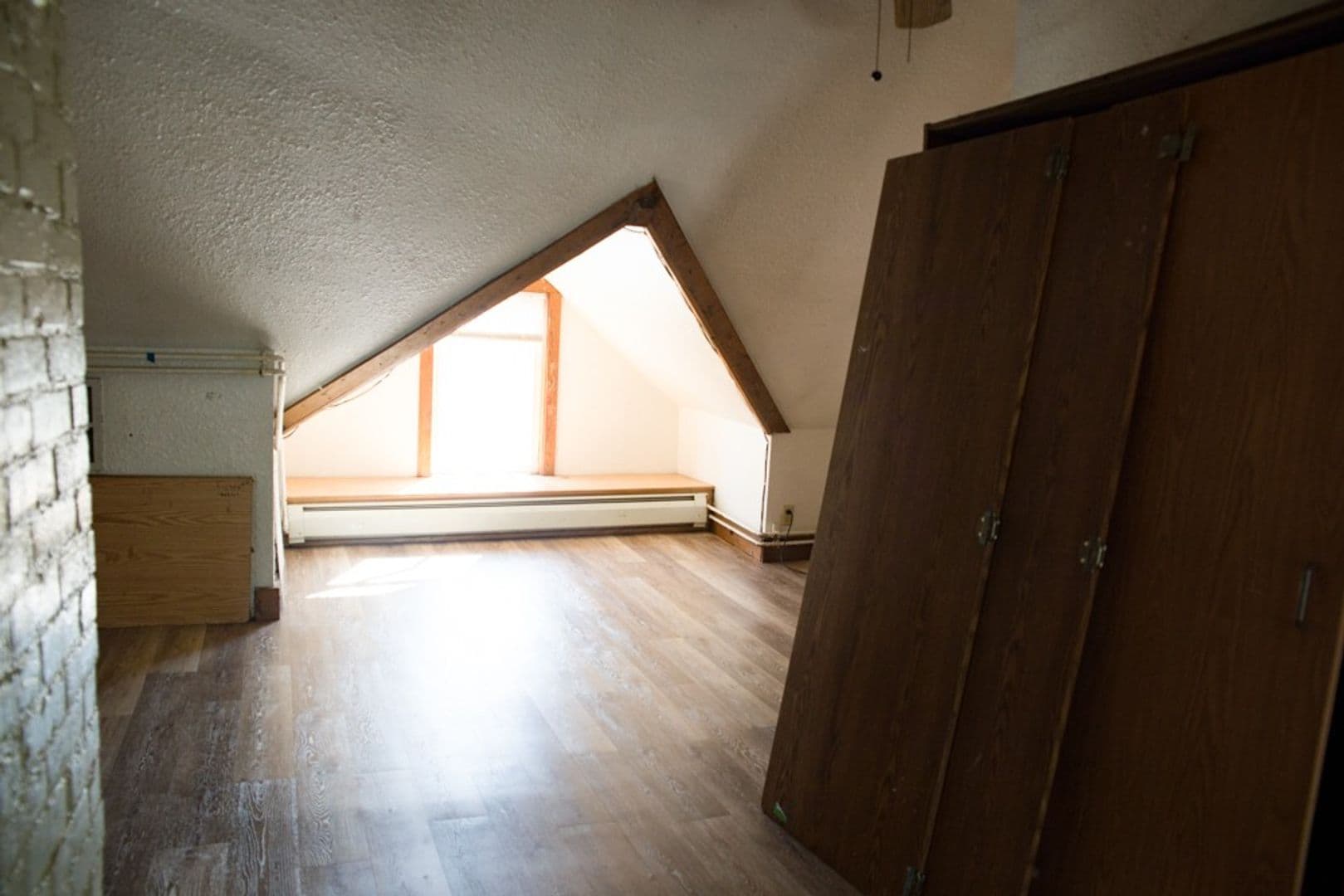 Minneapolis Apartment: 1309 E Hennepin Ave