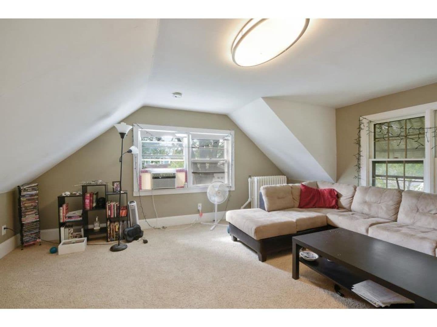 St. Paul Apartment: 1270 Seminary Ave