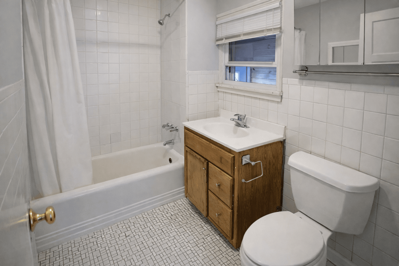 Minneapolis Apartment: 1100 5th Street SE