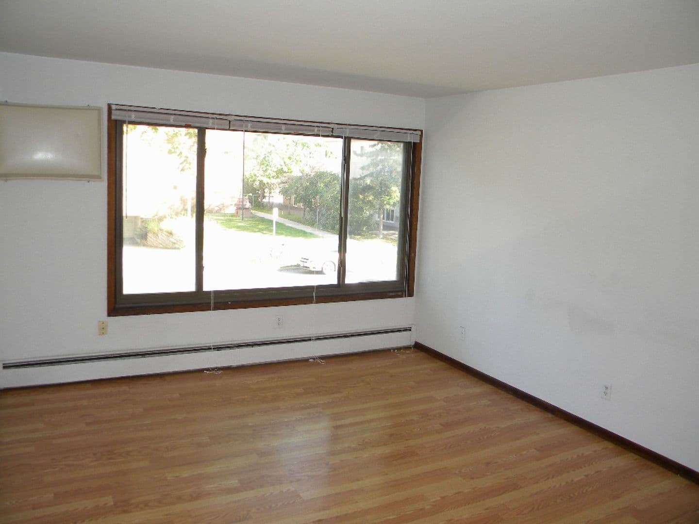 Minneapolis Apartment: 904-912 21st Ave S