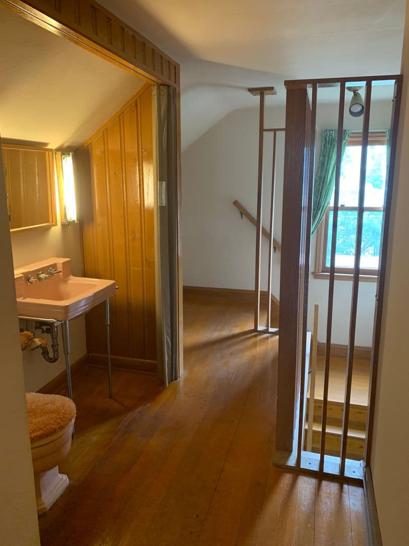 St. Paul House: 1701 Hubbard Ave