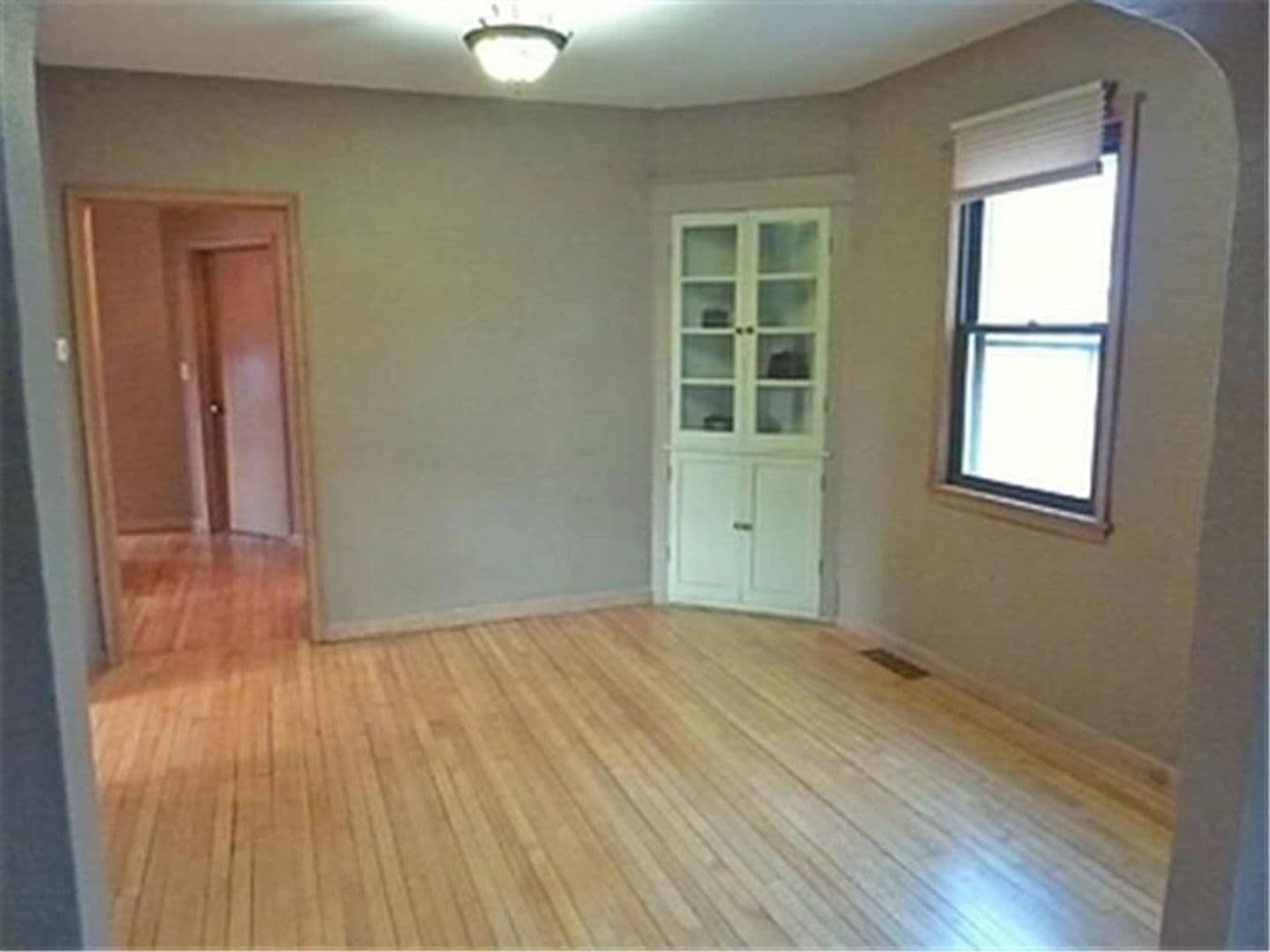 St. Paul House: 1697 Hubbard Ave