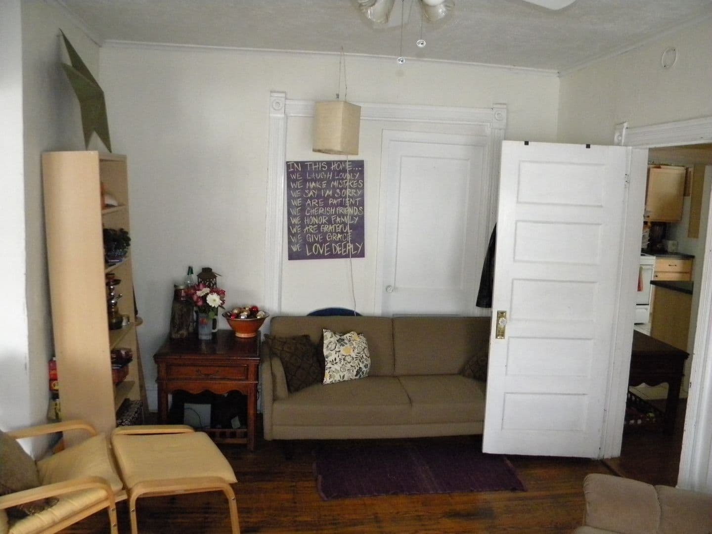 St. Paul Apartment: 2215 Como Ave