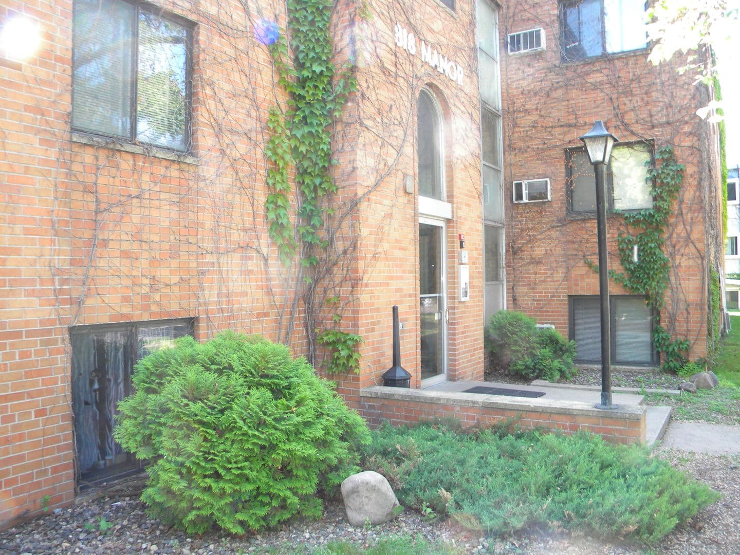 Minneapolis Apartment: 818 8th St SE