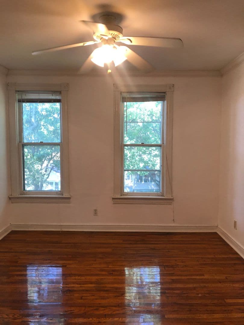 Minneapolis Apartment: 2929 Fillmore St NE