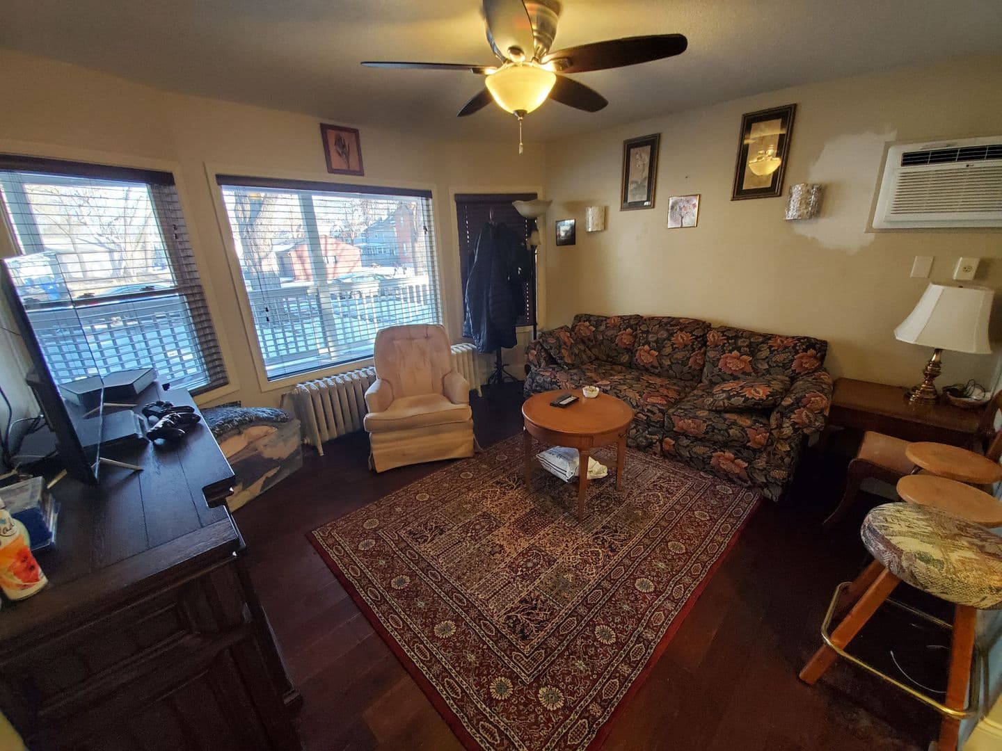 St. Paul Apartment: 293 Wilder St