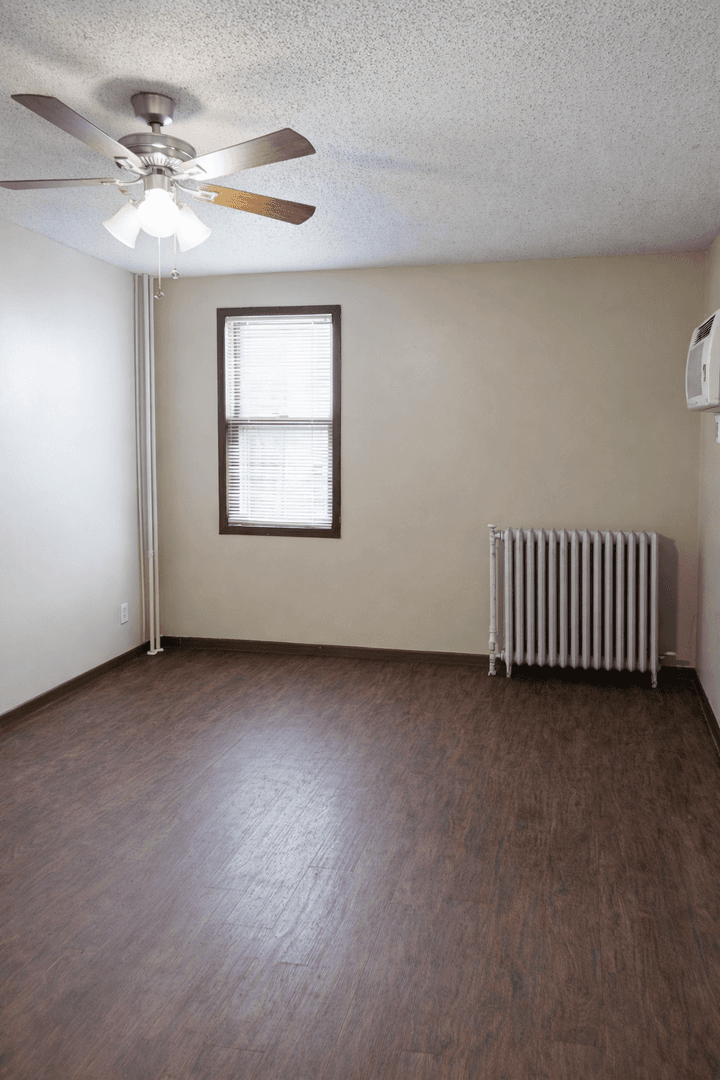 Minneapolis Apartment: 1221-23 8th St SE