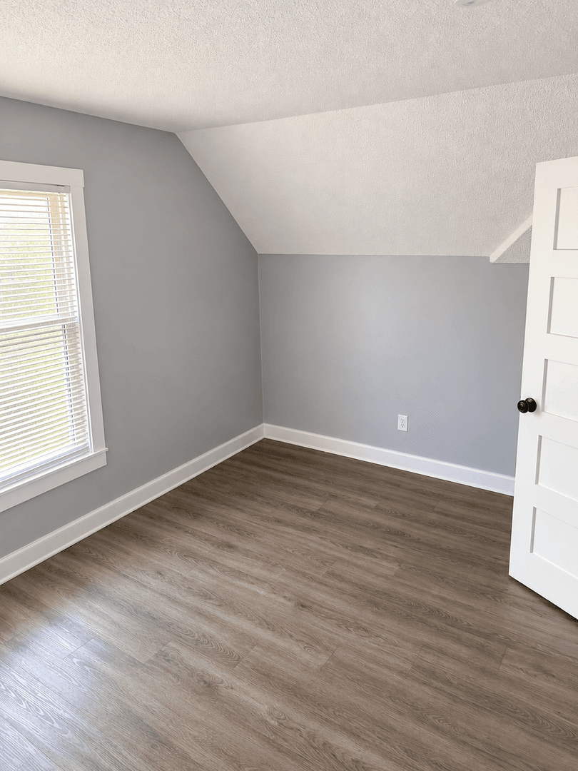 Minnneapolis Apartment: 816-818 University Ave SE